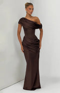 Robe Henriette